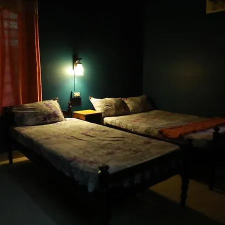 Sajeev Home Stay Cherai Beach Exterior photo