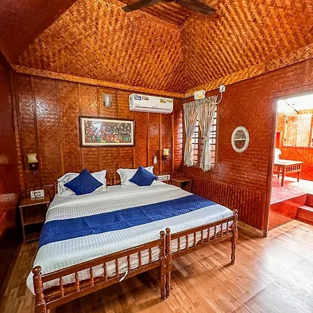 Sajeev Home Stay Cherai Beach Room photo