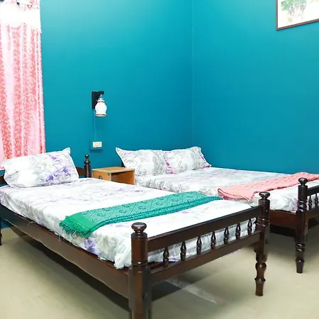 Sajeev Home Stay Cherai Beach Room photo