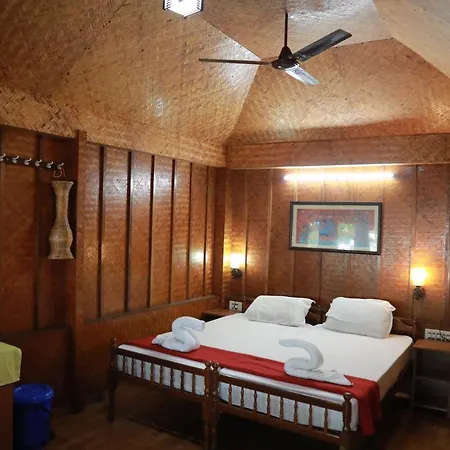 Sajeev Home Stay Cherai Beach Exterior photo