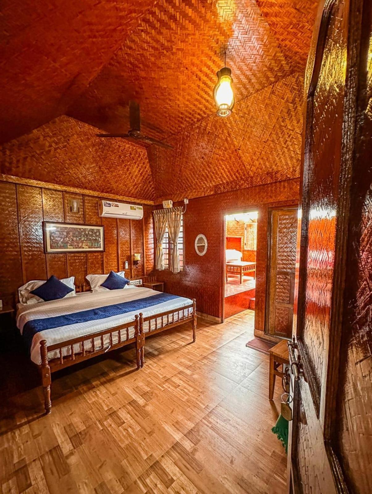 Sajeev Homestay Cherai Beach