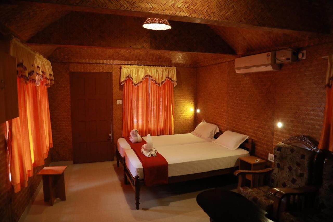 Sajeev Homestay Cherai Beach