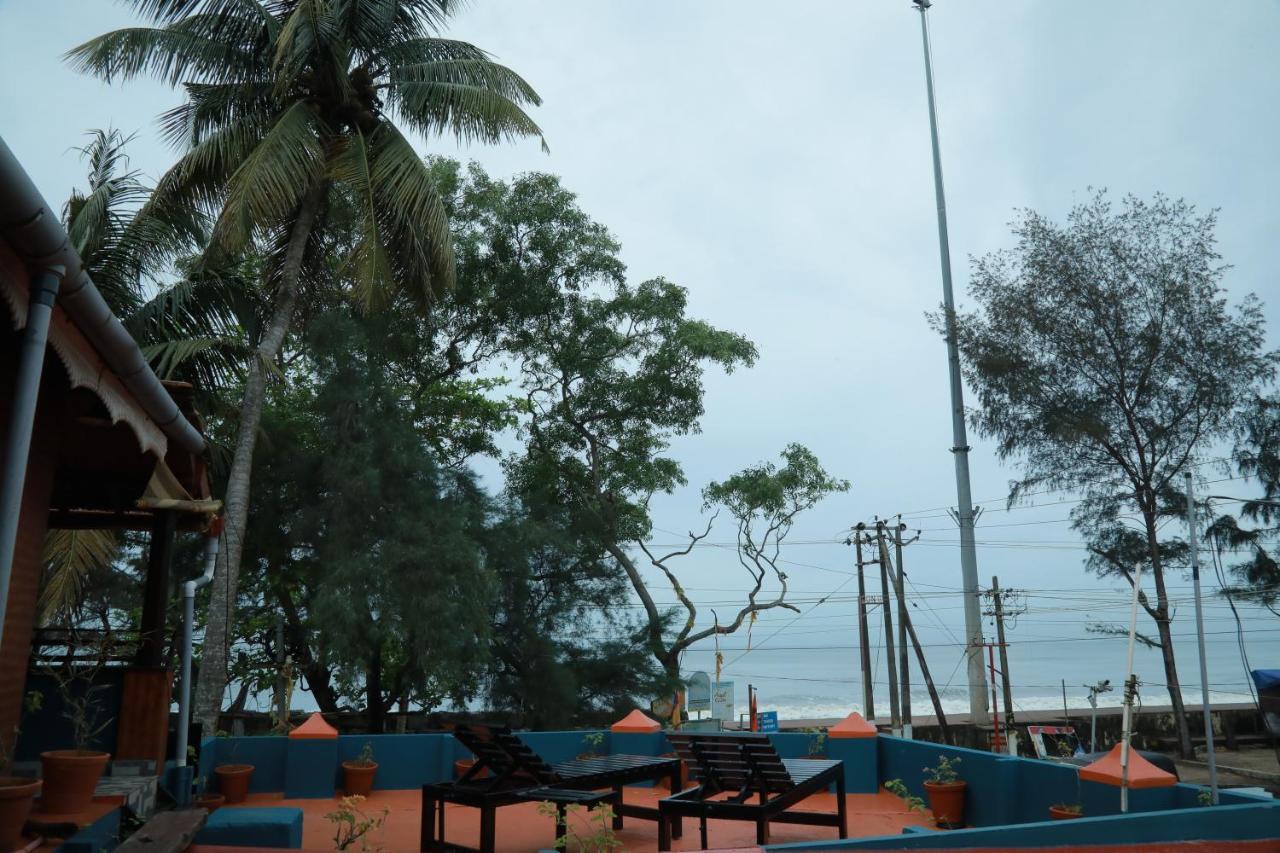 Sajeev Homestay Cherai Beach